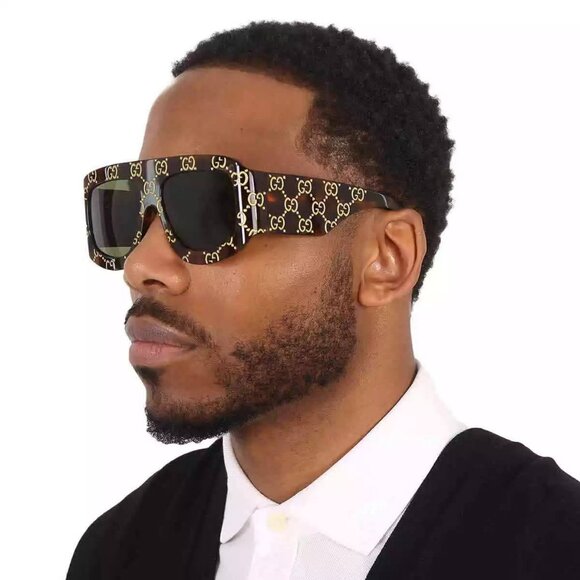 Gucci Tortoise Shell Sunglasses with Green Lenses - Picture 3 of 12